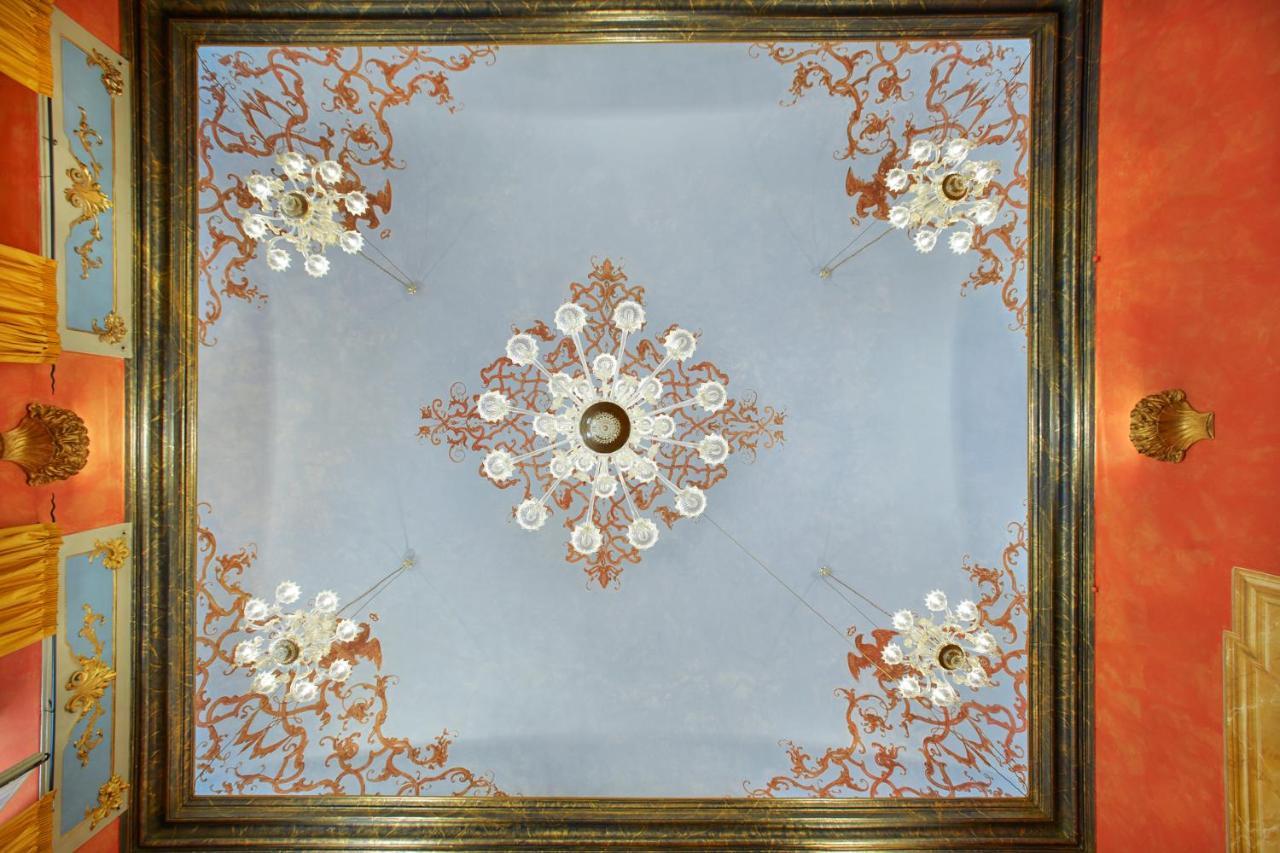 Palazzo Di Alcina - Residenza D'Epoca - Luxury- Bed & Breakfast Bolonya Dış mekan fotoğraf