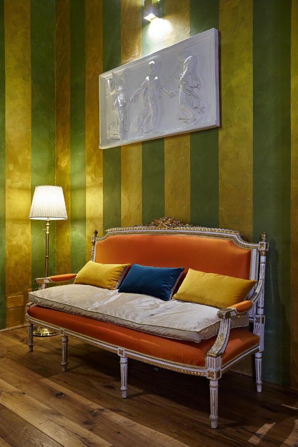 Palazzo Di Alcina - Residenza D'Epoca - Luxury- Bed & Breakfast Bolonya Dış mekan fotoğraf