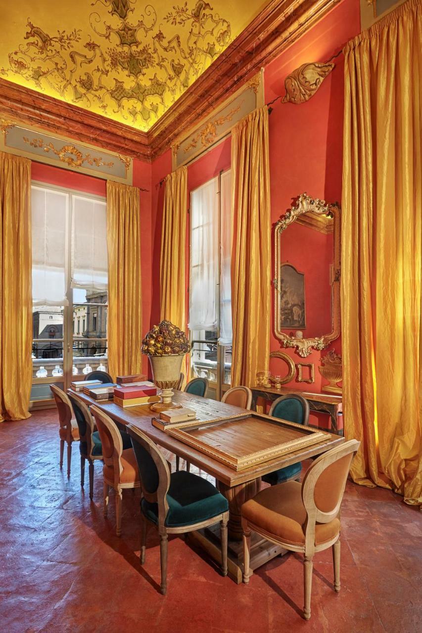 Palazzo Di Alcina - Residenza D'Epoca - Luxury- Bed & Breakfast Bolonya Dış mekan fotoğraf