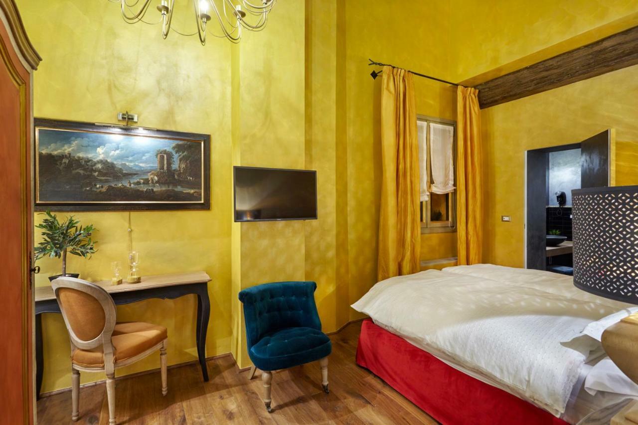 Palazzo Di Alcina - Residenza D'Epoca - Luxury- Bed & Breakfast Bolonya Dış mekan fotoğraf