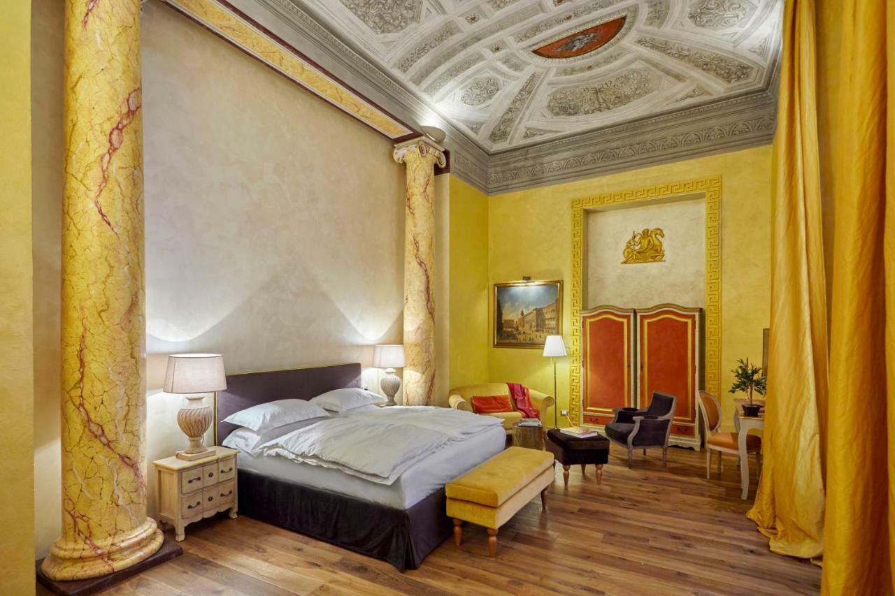 Palazzo Di Alcina - Residenza D'Epoca - Luxury- Bed & Breakfast Bolonya Dış mekan fotoğraf