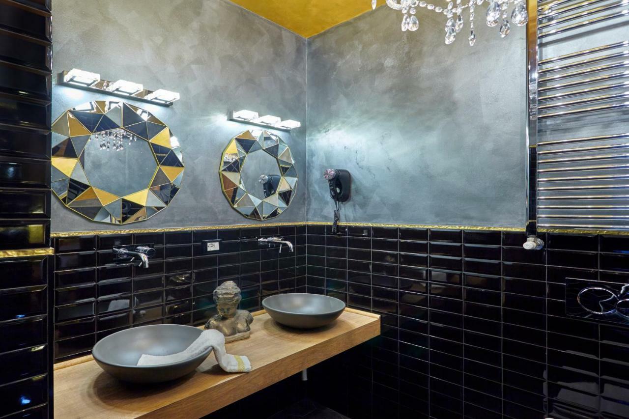 Palazzo Di Alcina - Residenza D'Epoca - Luxury- Bed & Breakfast Bolonya Dış mekan fotoğraf
