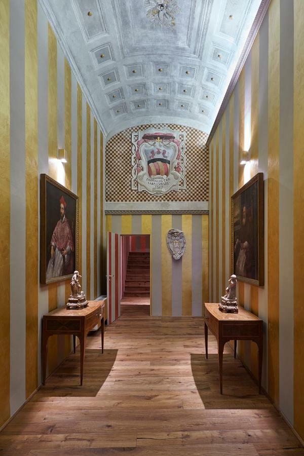 Palazzo Di Alcina - Residenza D'Epoca - Luxury- Bed & Breakfast Bolonya Dış mekan fotoğraf